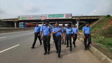 Video: Sagamu Interchange: Ogun Police deploy officers, suspend trading activities