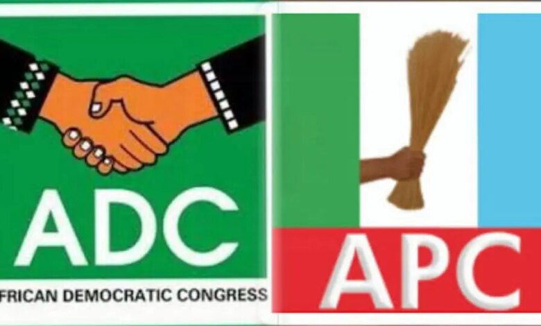 Over 60,000 ADC members defect to APC in Kebbi Over 60,000 ADC members defect to APC in Kebbi
