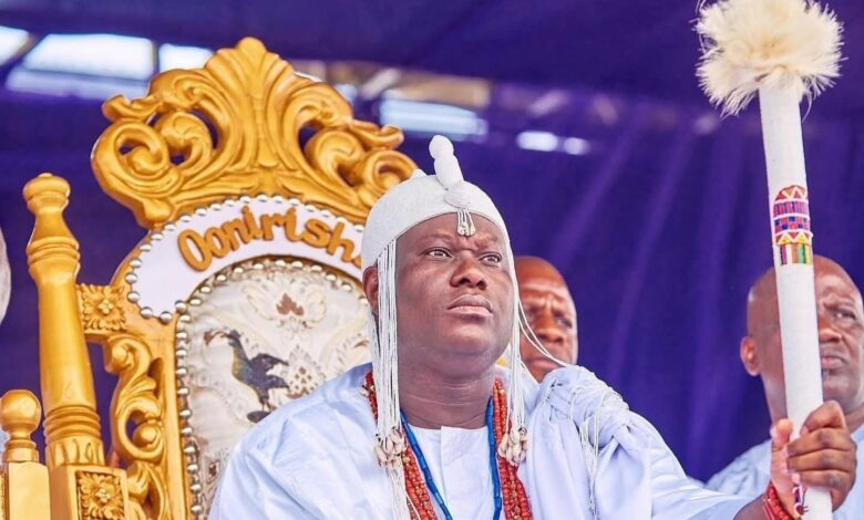 Ooni seeks for unity among monarchs …crowns 20 new Obas in Ile-Ife Ooni seeks for unity among monarchs …crowns 20 new Obas in Ile-Ife