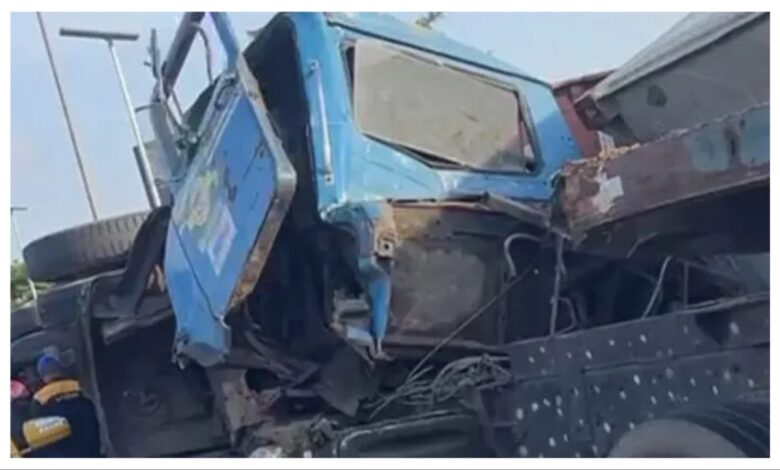 Two die in late-night container truck collision at Cele, Lagos Two die in late-night container truck collision at Cele, Lagos