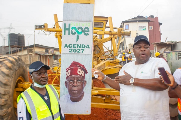 Lagos council boss begins grading of 100 roads to improve mobility, boost devt in Egbe/Idimu