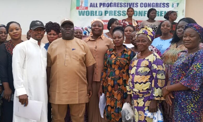 APC women leaders pass vote of no confidence in Kogi Senator APC women leaders pass vote of no confidence in Kogi Senator