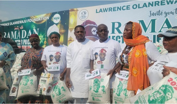 Ramadan: Foundation distributes food to Oshodi residents, calls for support for Tinubu