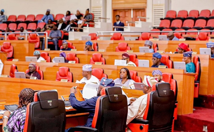 Lagos lawmakers push for Makoko, Oko-Agbon, Sogunro relocation to Epe Lagos lawmakers push for Makoko, Oko-Agbon, Sogunro relocation to Epe
