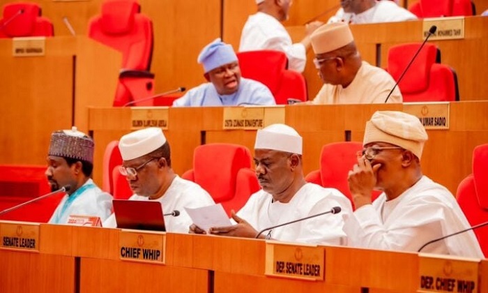 BREAKING: Three senators dump PDP for APC