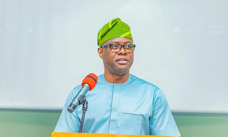 Oyo guber: ‘I’ve freed you, bring out your billboards with PDP logo’ – Makinde tells aspirants Oyo guber: ‘I’ve freed you, bring out your billboards with PDP logo’ – Makinde tells aspirants