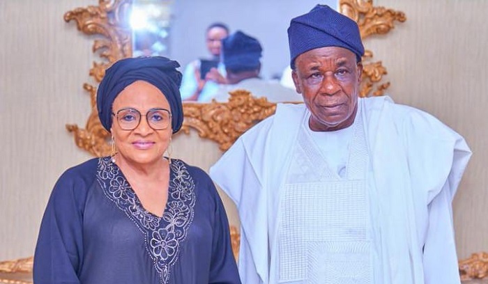 Florence Ajimobi congratulates new Oyo APC executives Florence Ajimobi congratulates new Oyo APC executives
