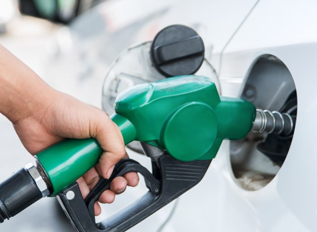 Energy group urges to review expanded petrol import permits