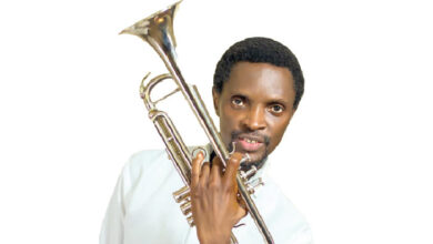 Singer Goke Bajowa finally settles copyright dispute with Boye Best [VIDEO]