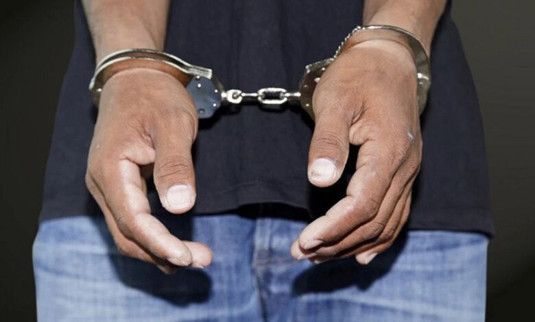 Suspect arrested with 100 rounds of ammunition at Zamfara–Katsina border Suspect arrested with 100 rounds of ammunition at Zamfara–Katsina border
