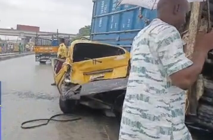 Truck crushes bus, leaves female POS operator critically injured in Lagos