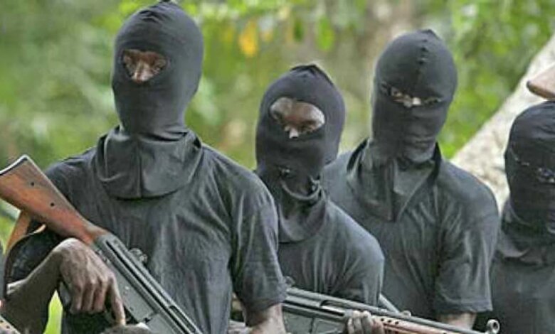 Bandits kill one, kidnap couple in Niger attack as villagers repel separate raid Bandits kill one, kidnap couple in Niger attack as villagers repel separate raid