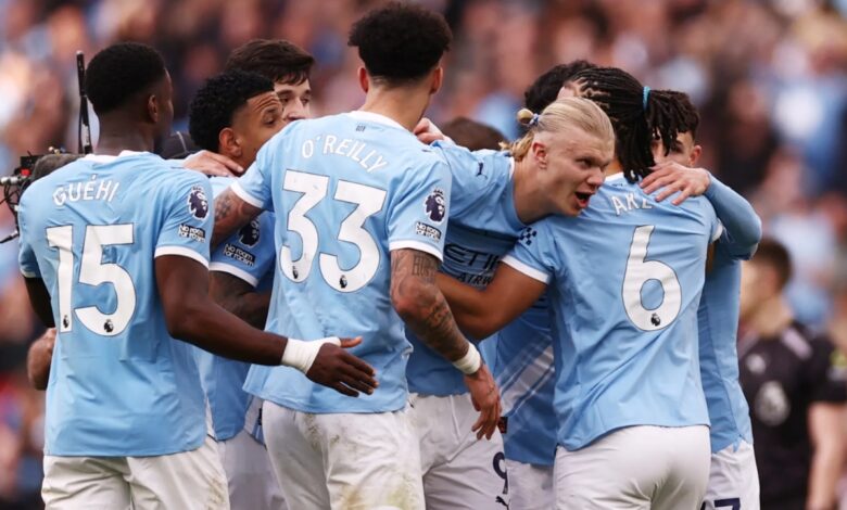 EPL: Man City drop points in title race after 3-3 draw with Everton EPL: Man City drop points in title race after 3-3 draw with Everton