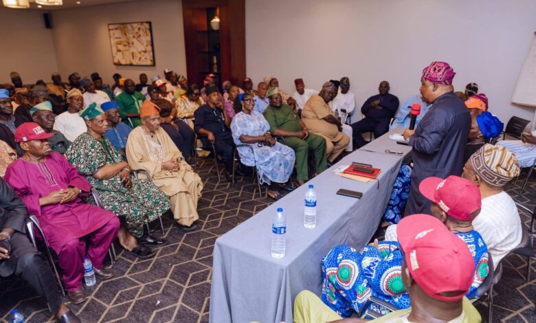 Senator Adeola to Ijebu East APC leaders: We”ll strengthen ward structures through collegiate leadership system Senator Adeola to Ijebu East APC leaders: We”ll strengthen ward structures through collegiate leadership system