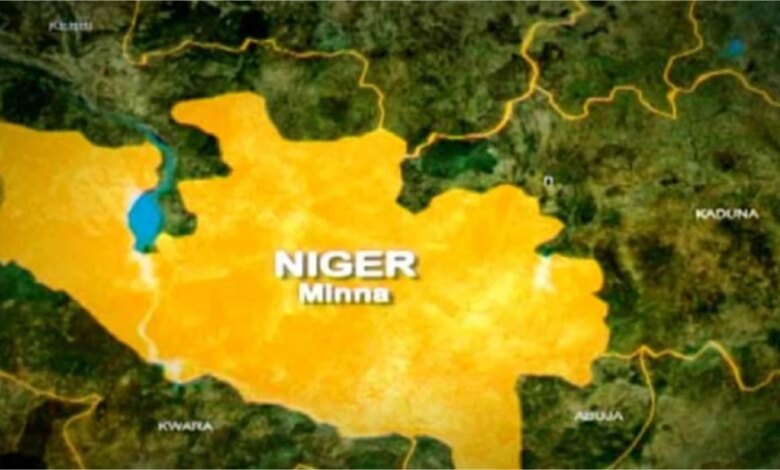 Heavy rainfall destroys Niger bridge, cuts off 20 communities Heavy rainfall destroys Niger bridge, cuts off 20 communities
