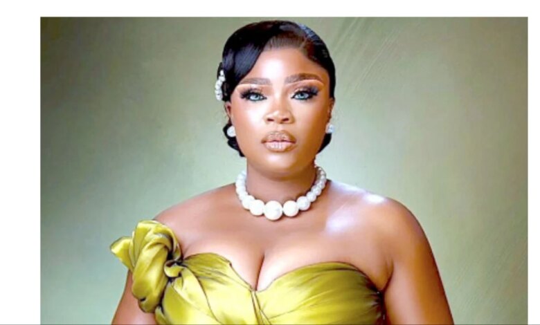 Eniola Ajao reacts as movie critic questions her acting talent Eniola Ajao reacts as movie critic questions her acting talent