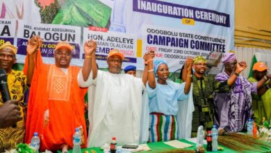 APC inaugurates Odogbolu campaign committees, presents appointment letters to members