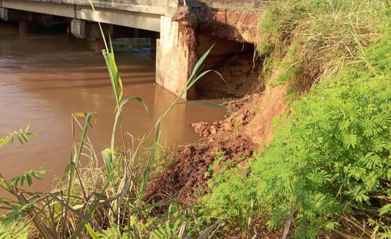 Abia, Imo link bridge suffers major damage as monarch laments NDDC’s failed promises